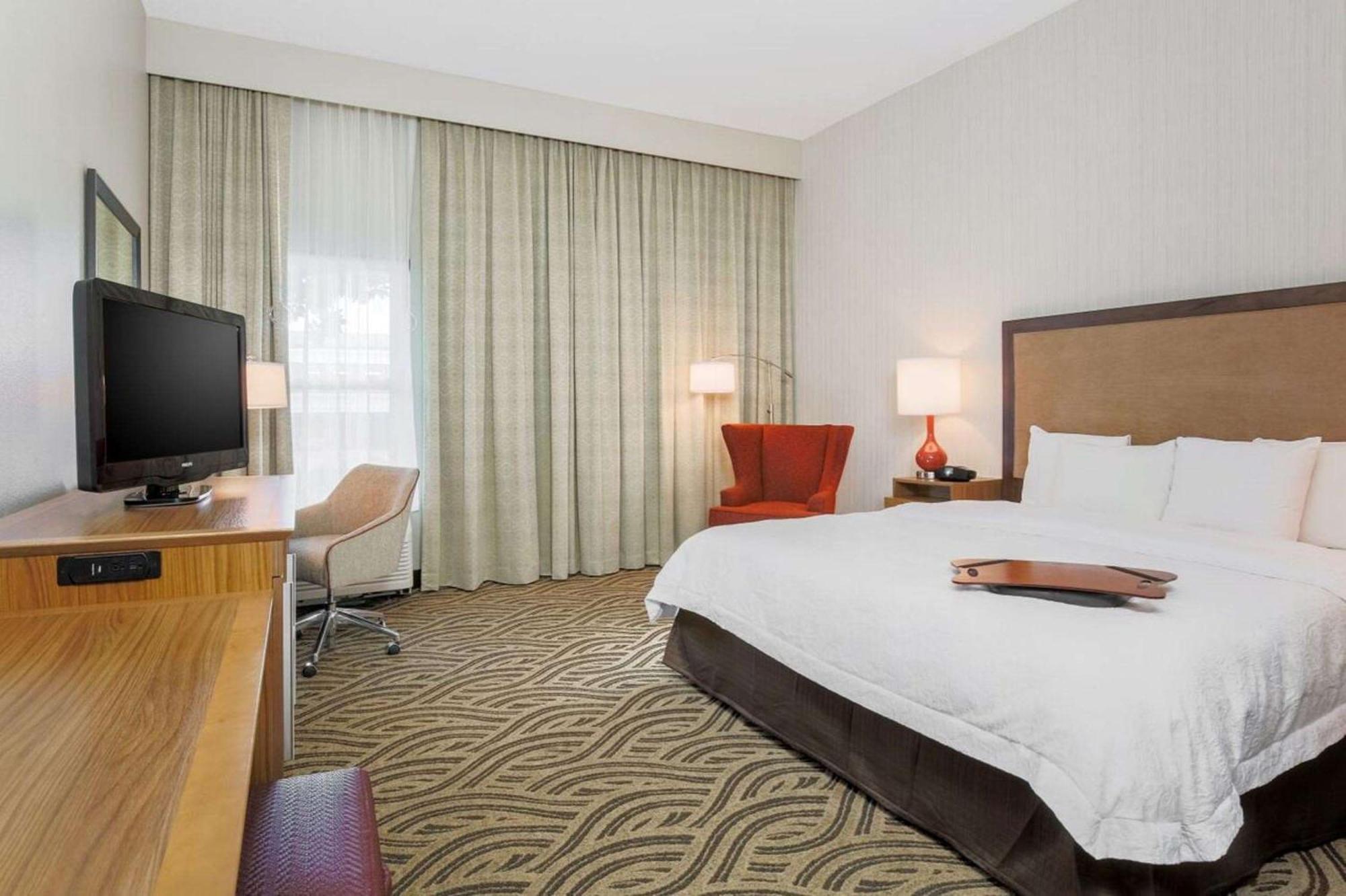 Hotel Hampton Memphis-southwind 3*